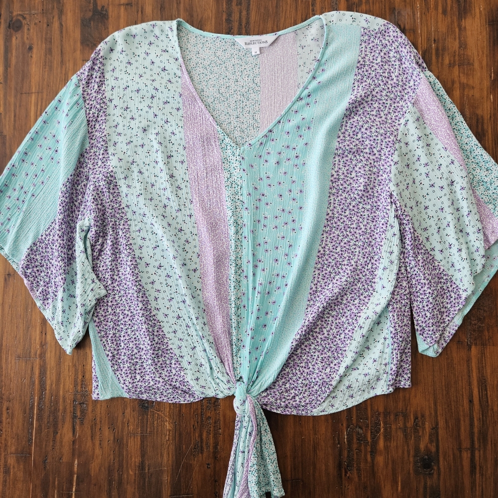 Northern Reflections Teal and Lavender Floral Women's Butterfly Sleeve Top
